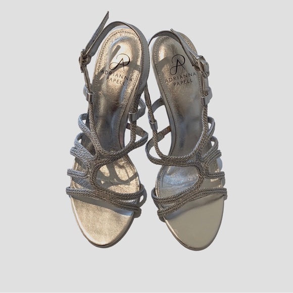 ADRIANNA PAPELL METALLIC SILVER OPEN TOE STRAP SANDALS - Picture 8 of 14